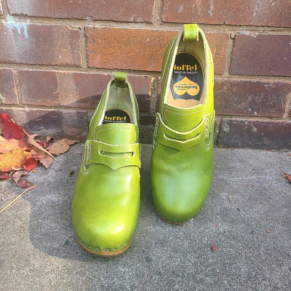 Swedish Hasbeens green leather penny loafer wooden clogs size 7.5 (FITS SMALL)